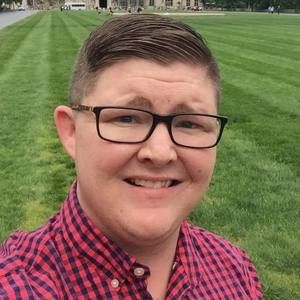 Meet your Posher, Adam